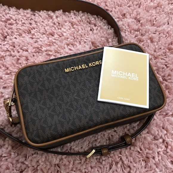 MICHAEL KORS CROSSBODY BAG - Picture 2 of 8
